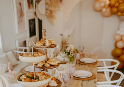 Baby Shower Etiquette: Answering the Awkward Questions blog image