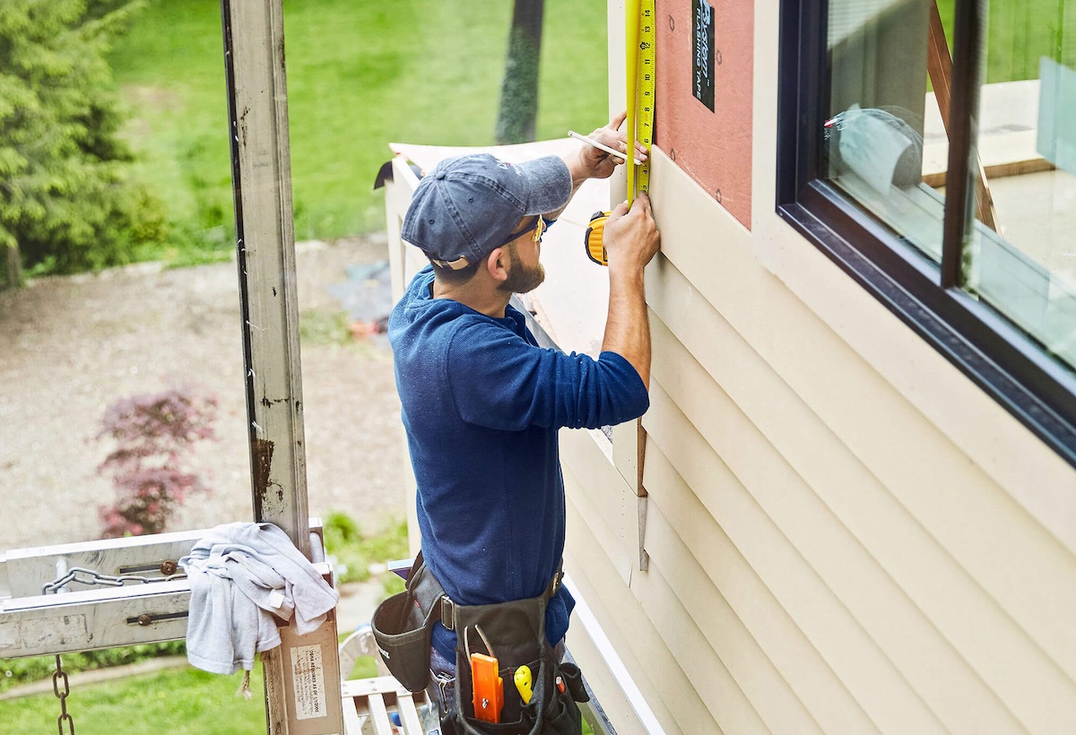 Siding Installation Experts in Vancouver, WA: Protect Your Home from the Elements hero image